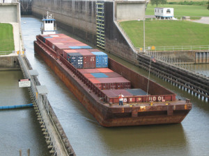 2000+First+Container+Barge+through+Port+Allen+Locks