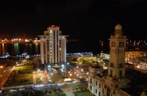 Torre-Pemex-Y-Faro-Carranza-Veracruz-Ver-610x400